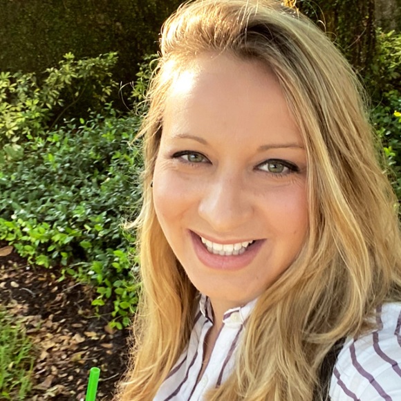 Meet your Posher, Victoria - Picture 2 of 3